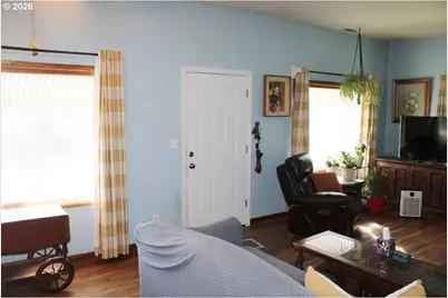 212 Concord St, Helix, OR 97835 - Photo 3