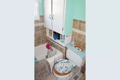 212 Concord St, Helix, OR 97835 - Photo 13