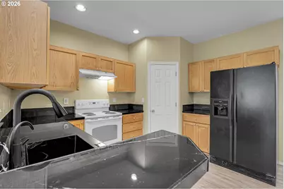 1070 SE Nazomi Ave, Hillsboro, OR 97123 - Photo 13