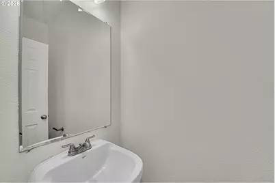 1070 SE Nazomi Ave, Hillsboro, OR 97123 - Photo 17
