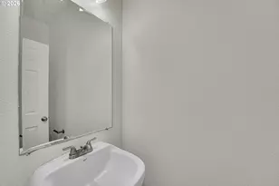 1070 SE Nazomi Ave, Hillsboro, OR 97123 - Photo 17