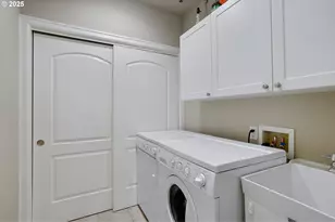 707 N Hayden Island Dr, Portland, OR 97217 - Photo 27