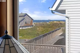 93885 Boulder Pl, Gold Beach, OR 97444 - Photo 7