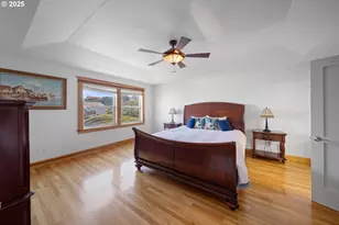 93885 Boulder Pl, Gold Beach, OR 97444 - Photo 19