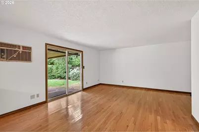 127 NW 19th St, McMinnville, OR 97128 - Photo 13