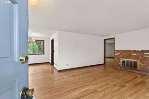 127 NW 19th St, McMinnville, OR 97128 - Photo 7