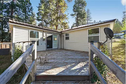 138632 Rhododendron St, Gilchrist, OR 97737 - Photo 9