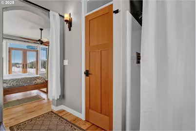 118 NW Oceania Dr, Waldport, OR 97394 - Photo 31