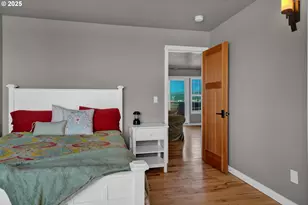 118 NW Oceania Dr, Waldport, OR 97394 - Photo 41