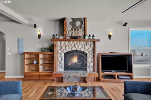 118 NW Oceania Dr, Waldport, OR 97394 - Photo 11