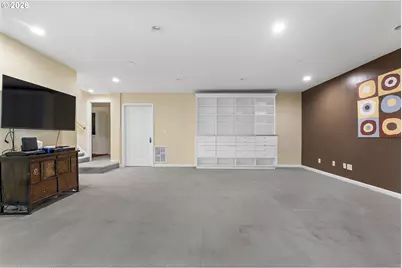5321 SW Menefee Dr, Portland, OR 97239 - Photo 25