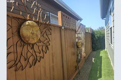 1565 53rd St, Florence, OR 97439 - Photo 21