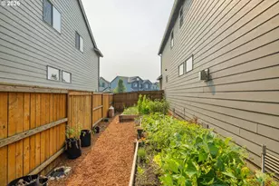 9354 N Alder St, Camas, WA 98607 - Photo 39