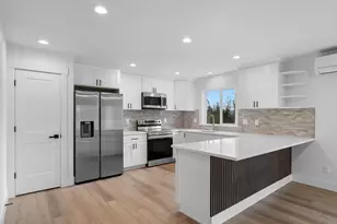 220 Hanson Rd, Kalama, WA 98625 - Photo 9