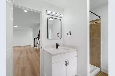 220 Hanson Rd, Kalama, WA 98625 - Photo 13