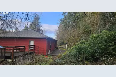 18300 Bryant Rd, Lake Oswego, OR 97034 - Photo 5