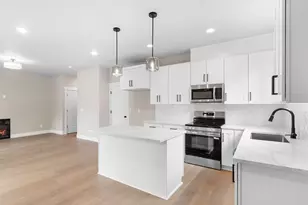 6345 SE 85th Ave, Portland, OR 97266 - Photo 9