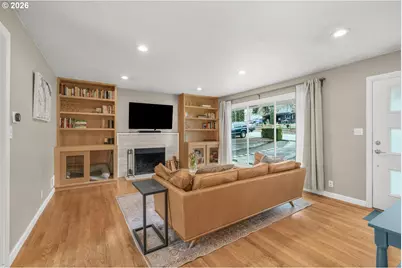 5921 SW 45th Ave, Portland, OR 97221 - Photo 3