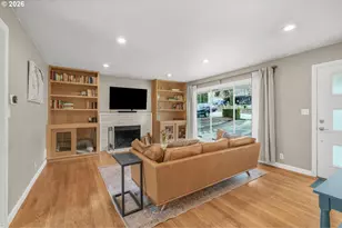 5921 SW 45th Ave, Portland, OR 97221 - Photo 3