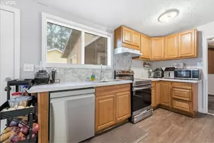 6401 SE Hazel St, Portland, OR 97206 - Photo 7