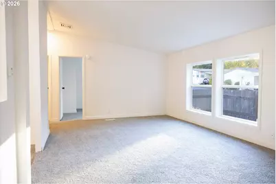 17957 S Country Village Dr, Oregon City, OR 97045 - Photo 5
