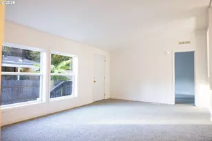 17957 S Country Village Dr, Oregon City, OR 97045 - Photo 9