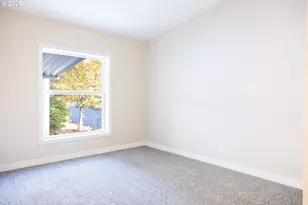 17957 S Country Village Dr, Oregon City, OR 97045 - Photo 13