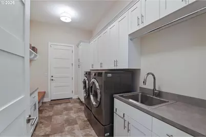 5686 SW 87th Ave, Portland, OR 97225 - Photo 25