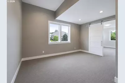 5686 SW 87th Ave, Portland, OR 97225 - Photo 23