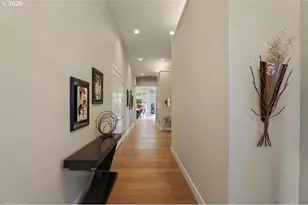 5686 SW 87th Ave, Portland, OR 97225 - Photo 3