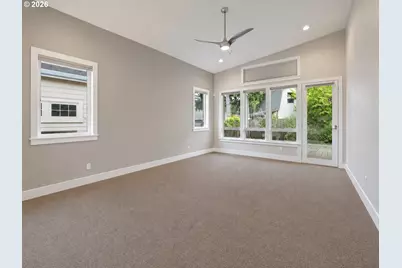 5686 SW 87th Ave, Portland, OR 97225 - Photo 15