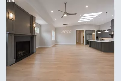5686 SW 87th Ave, Portland, OR 97225 - Photo 5