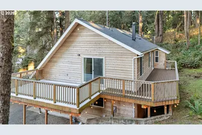 131 Arbor Ln, Cannon Beach, OR 97110 - Photo 5