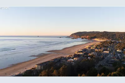 131 Arbor Ln, Cannon Beach, OR 97110 - Photo 9