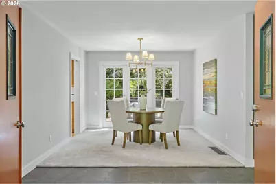 361 Berwick Rd, Lake Oswego, OR 97034 - Photo 3