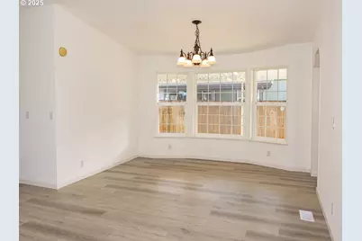 1805 NE 94th St #37, Vancouver, WA 98665 - Photo 11