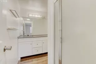 17337 SW Pacifica Ct, Beaverton, OR 97006 - Photo 17