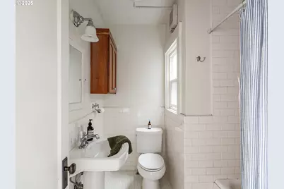 4763 N Lombard St #8, Portland, OR 97203 - Photo 9