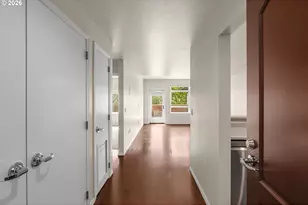 1718 NE 11th Ave, Portland, OR 97212 - Photo 3