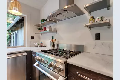 15 Churchill Downs, Lake Oswego, OR 97035 - Photo 5