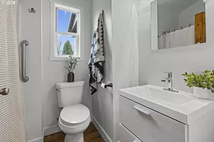 1155 18th St NE, Salem, OR 97301 - Photo 39