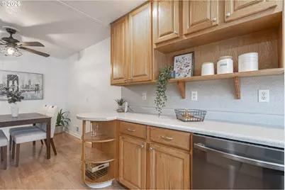 1155 18th St NE, Salem, OR 97301 - Photo 15