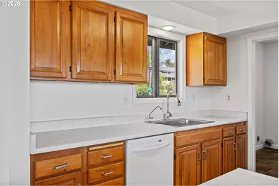 67552 E Bay Rd, North Bend, OR 97459 - Photo 17