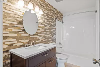 67552 E Bay Rd, North Bend, OR 97459 - Photo 23
