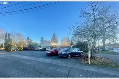 2924 N Lombard St, Portland, OR 97217 - Photo 5