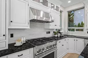 365 NW 81st Pl, Portland, OR 97229 - Photo 17