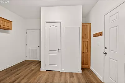 532 E Water St, Lafayette, OR 97127 - Photo 31