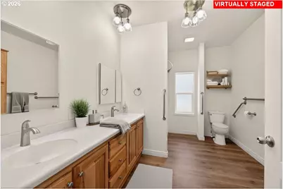 532 E Water St, Lafayette, OR 97127 - Photo 25
