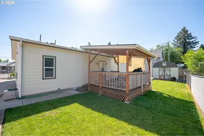 532 E Water St, Lafayette, OR 97127 - Photo 33