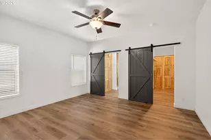 532 E Water St, Lafayette, OR 97127 - Photo 17